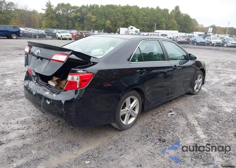 2014 Toyota Camry Se z USA, uszkodzony, nr VIN 4T1BF1FK6EU340917